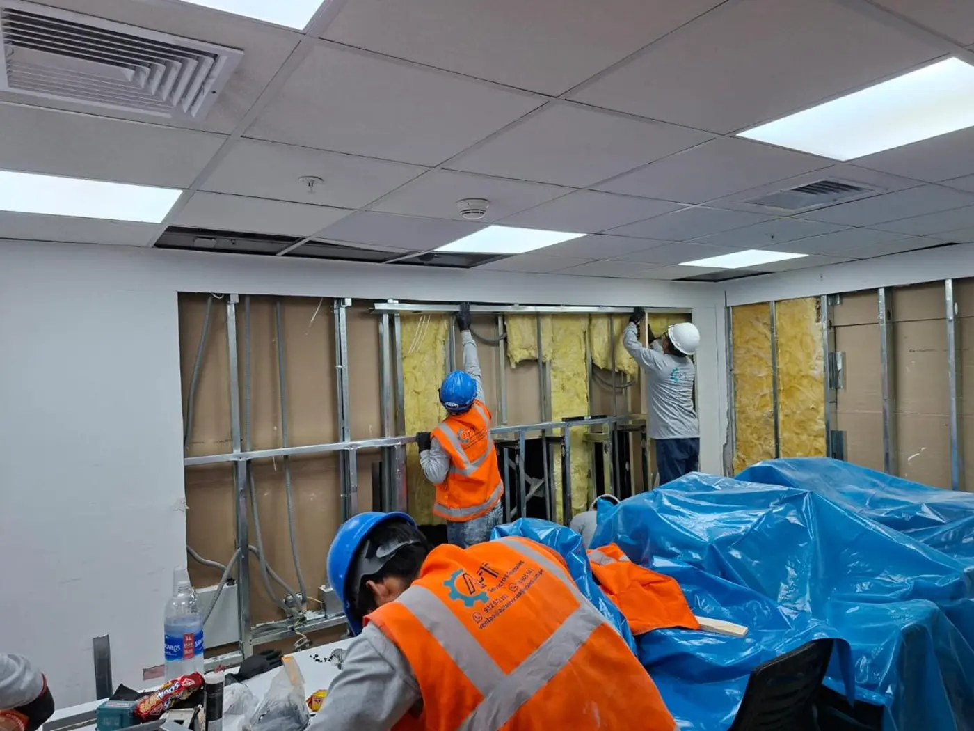 Acondicionamiento real de sala audiovisual ejecutado por APT
